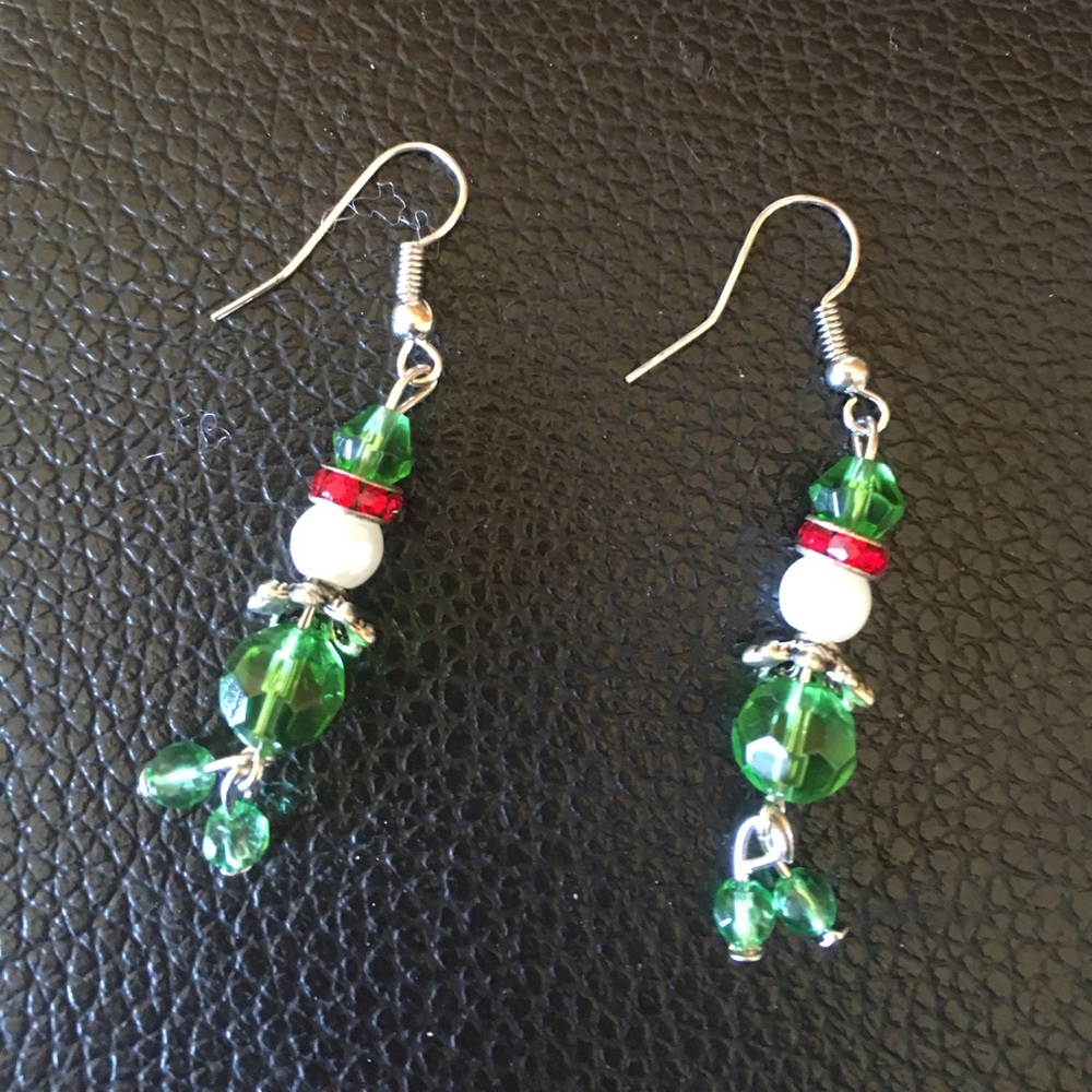 Christmas Elf Dangle Earrings!